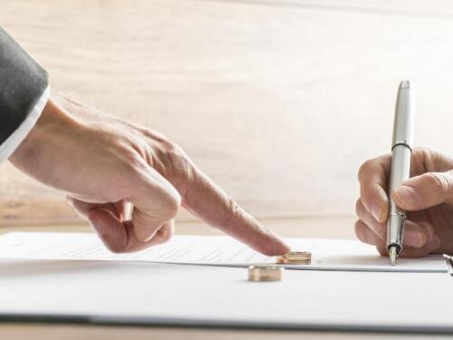 与病逝前夫为事实夫妻,相互扶持却无法定身份,冠领律师助委托人争取到遗产份额-图2 与病逝前夫为事实夫妻,相互扶持却无法定身份,冠领律师助委托人争取到遗产份额-图2