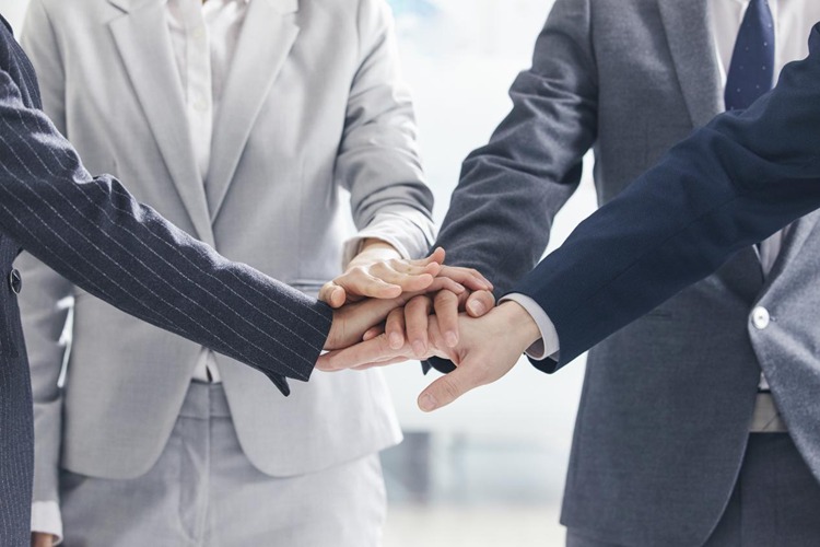 冠领律师代理广东深圳劳动争议纠纷案告捷 冠领律师代理广东深圳劳动争议纠纷案告捷