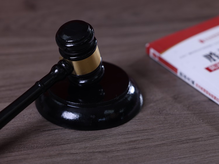 冠领律师代理深圳股权转让纠纷案胜诉 冠领律师代理深圳股权转让纠纷案胜诉