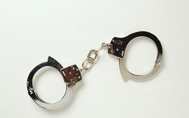 冠领律师代理广东深圳贩卖毒品案获不批准逮捕决定 冠领律师代理广东深圳贩卖毒品案获不批准逮捕决定