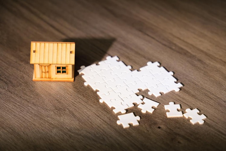 夫妻离婚后财产分配争议不断,冠领律师助男方再审维权 夫妻离婚后财产分配争议不断,冠领律师助男方再审维权