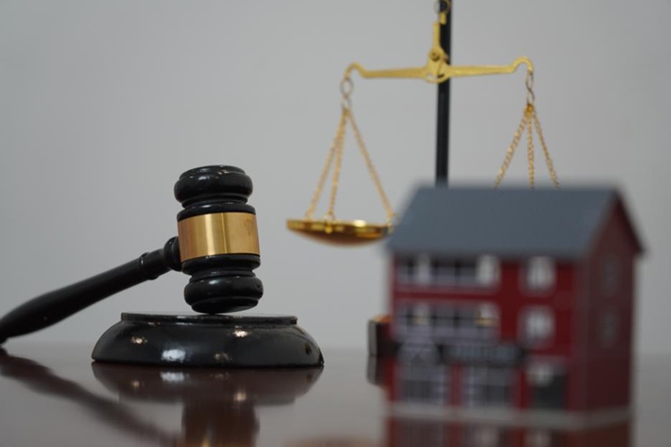 冠领律师代理北京分割拆迁利益纠纷案,助委托人获应得份额 冠领律师代理北京分割拆迁利益纠纷案,助委托人获应得份额