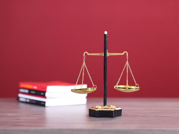 冠领律师代理广东深圳离婚纠纷案胜诉 冠领律师代理广东深圳离婚纠纷案胜诉