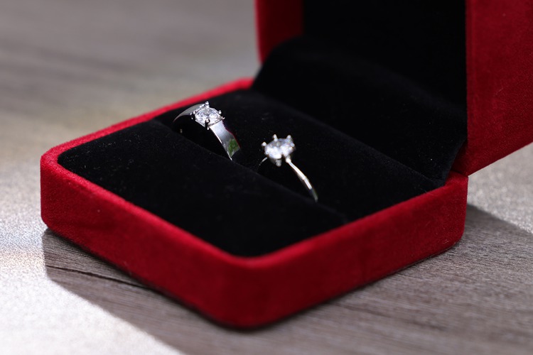 冠领律师代理江西南昌离婚纠纷案调解成功 冠领律师代理江西南昌离婚纠纷案调解成功