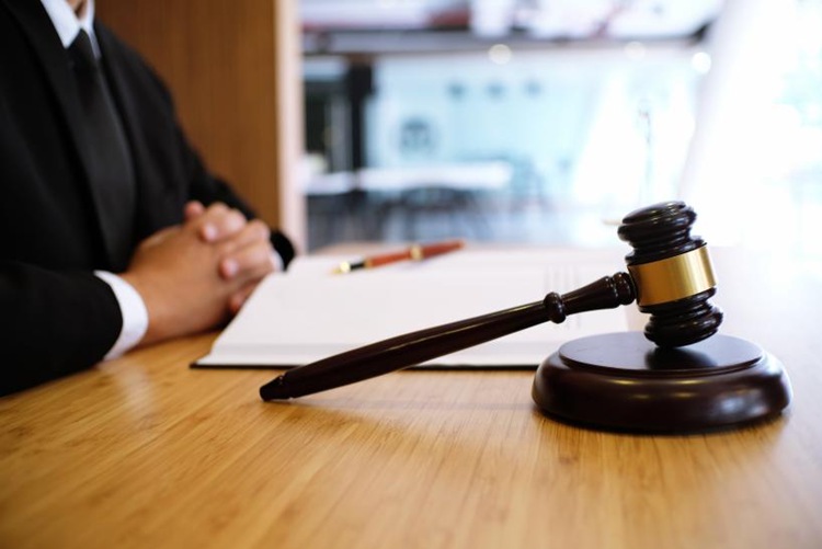 精准辨析罪名促成改判，冠领律师多维辩护助被告实现二审轻判