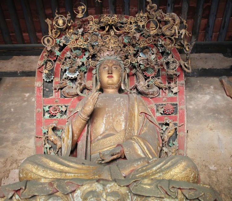 偷运佛像涉嫌走私文物，冠领律师依法辩护助嫌疑人获缓刑