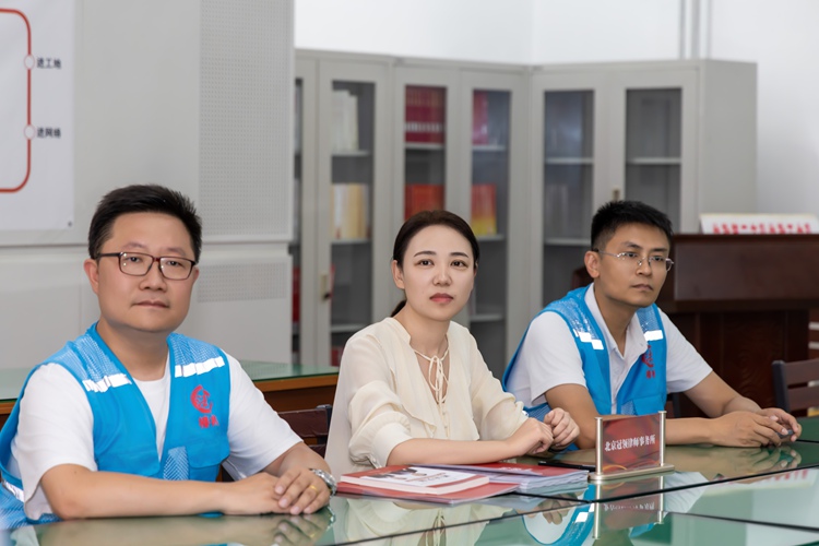 北京冠领律师事务所受邀参加“椿树普法复兴号”进军营活动