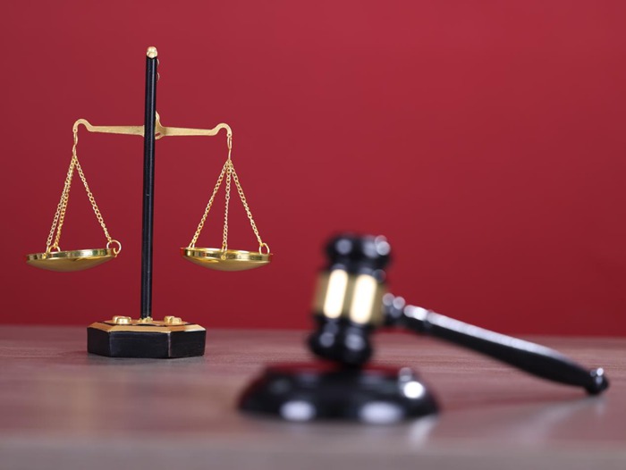 侄女起诉伯伯确认房屋份额，冠领律师从法理和常理出发帮伯伯应诉成功